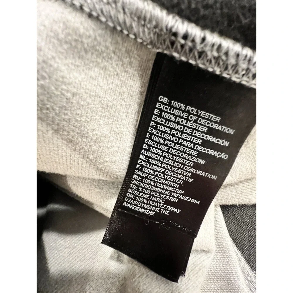 The North Face Sweater Men Medium Gray Black Fleece Pullover Hiking Camp 1/4 Zip